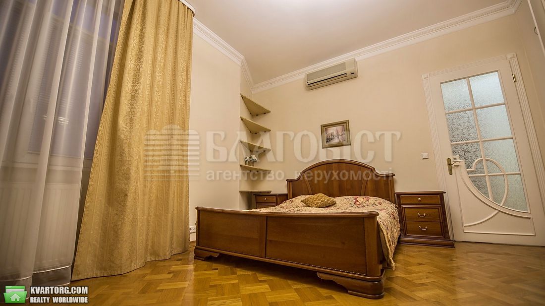 Rent out 4-room apartment. Киев,  Леси Украинки бул — photo 4