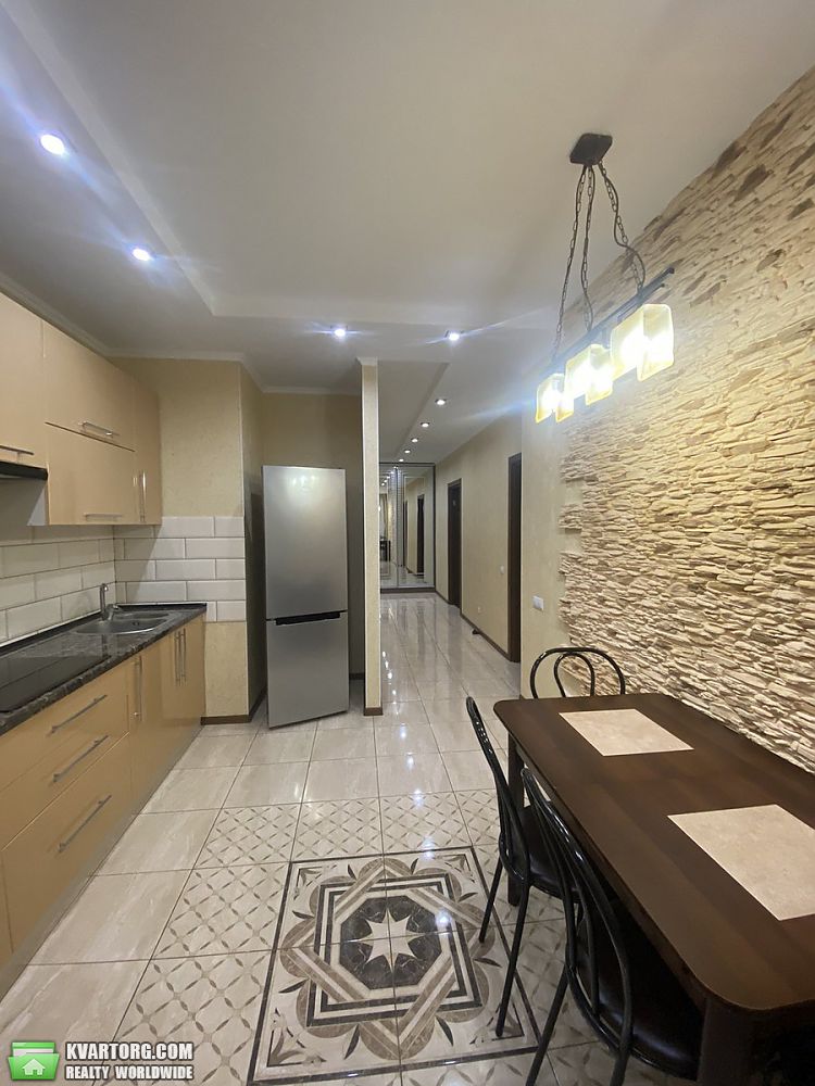 Rent out 2-room apartment. Киев,  Тбилисский пер — photo 4