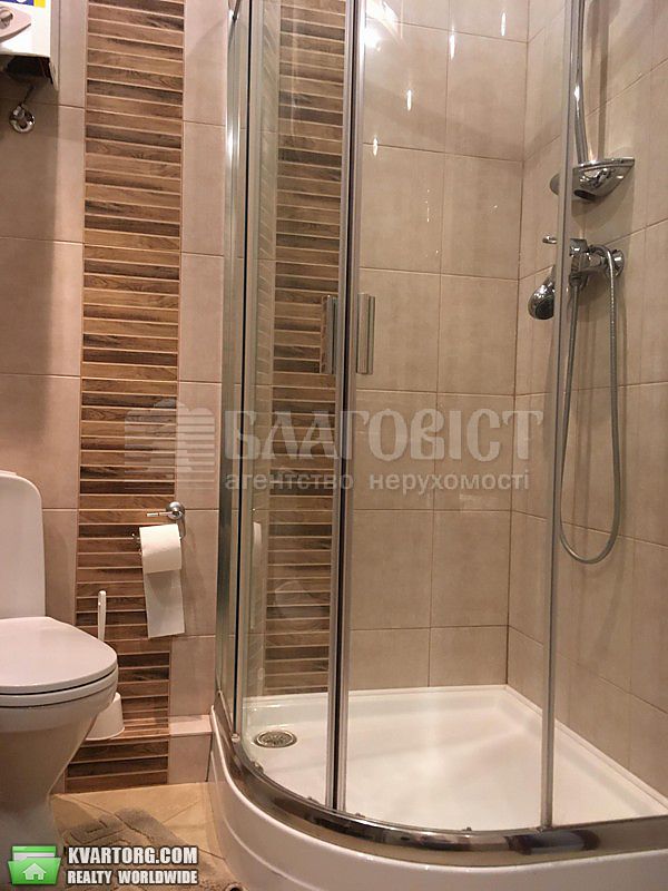 Rent out 2-room apartment. Киев,  Шелковичная — photo 2