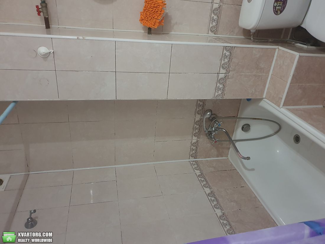 Rent out 4-room apartment. Харьков, салтовское шоссе — photo 2