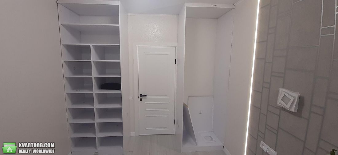 Sell 2-room apartment. Киев,  Каховская — photo 4