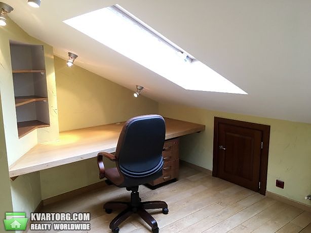 Rent out 5-room apartment. Киев,  Франко — photo 3