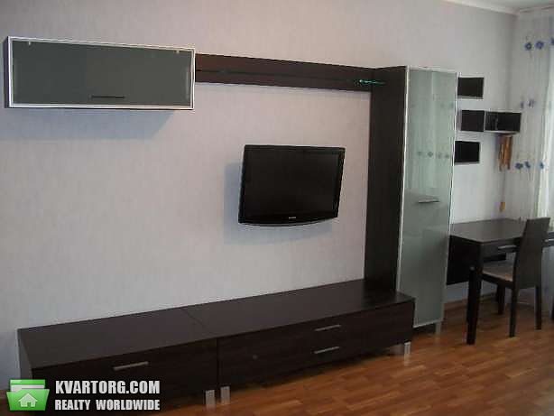 Rent out 2-room apartment. Киев,  Ахматовой — photo 2