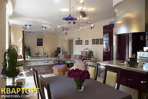 Sell 3-room apartment. Киев,  Крещатик — photo 1
