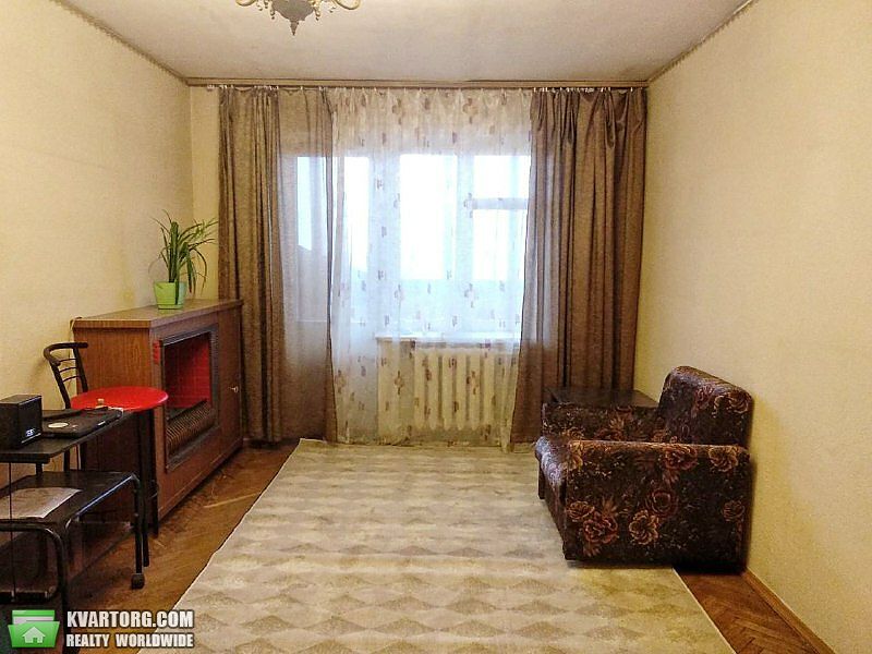 Rent out 1-room apartment. Киев,  Тульчинская — photo 2
