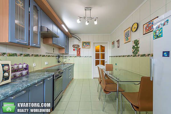 Sell 3-room apartment. Киев,  Стадионная — photo 2