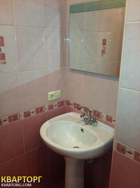 Rent out 3-room apartment. Киев,  Ахматовой — photo 1