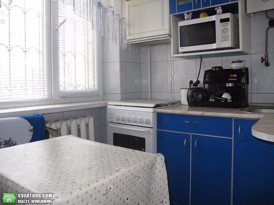 Sell 4-room apartment. Киев,  Метростроевская — photo 2