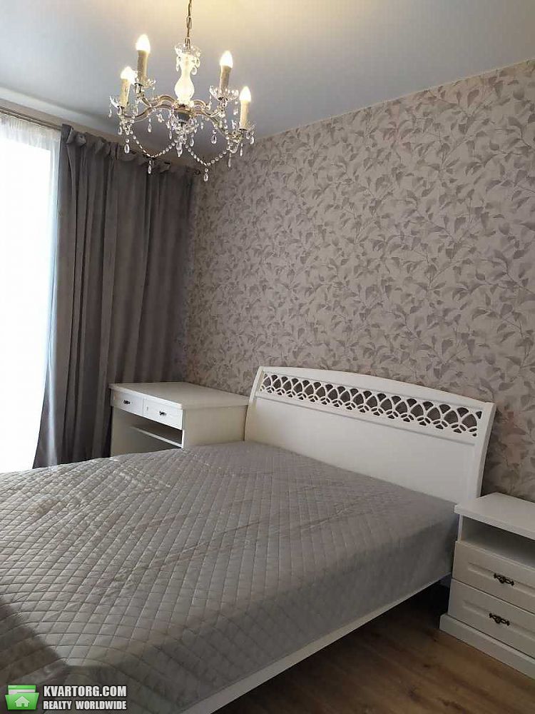 Sell 1-room apartment. Киев,  Воскресенская — photo 2