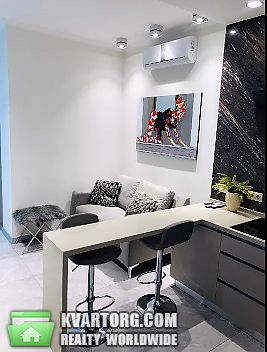 Rent out 2-room apartment. Киев,  Струтинского — photo 4