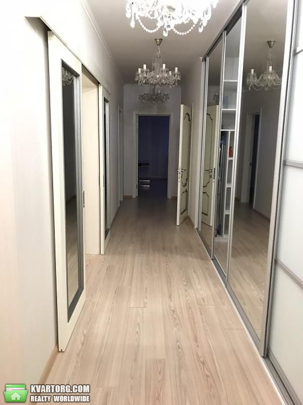 Rent out 3-room apartment. Киев, Лобановского проспект — photo 10