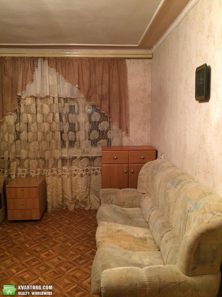 Sell 2-room apartment. Одесса, Романа Кармена — photo 1