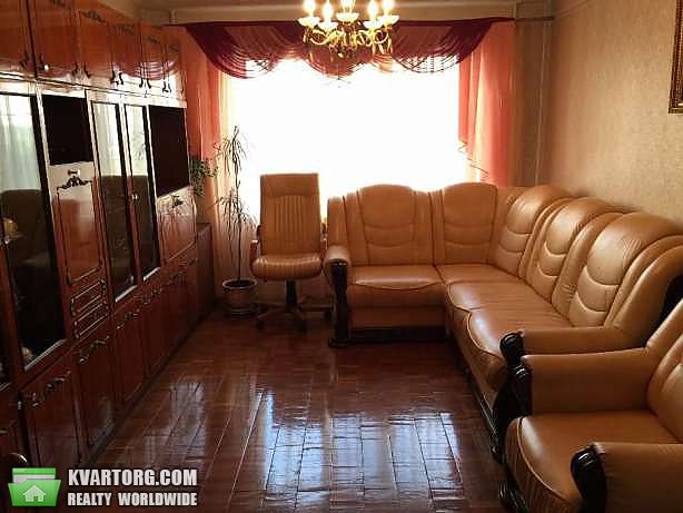 Rent out 2-room apartment. Киев,  Бажана — photo 1