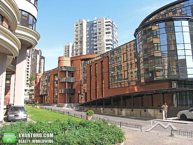 Sell 4-room apartment. Киев,  Старонаводницкая — photo 1