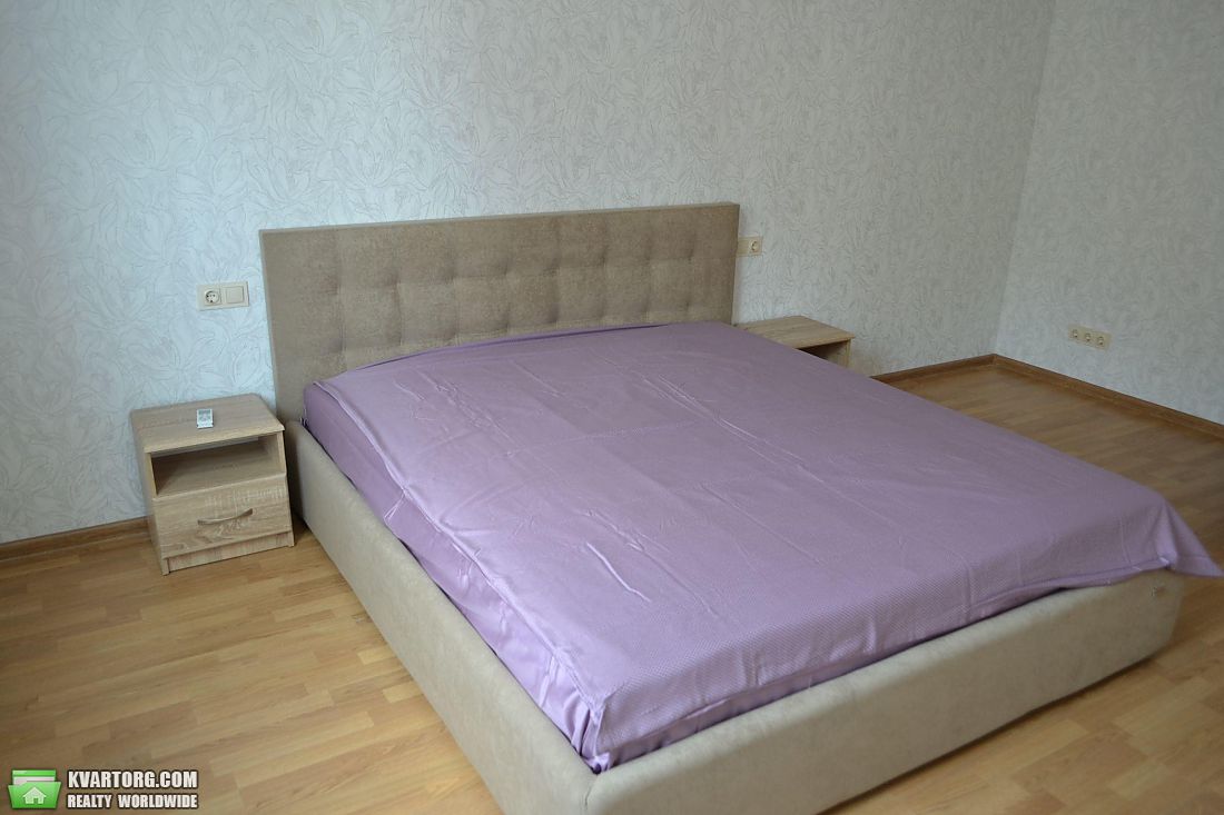 Rent out 1-room apartment. Киев,  Ломоносова — photo 3