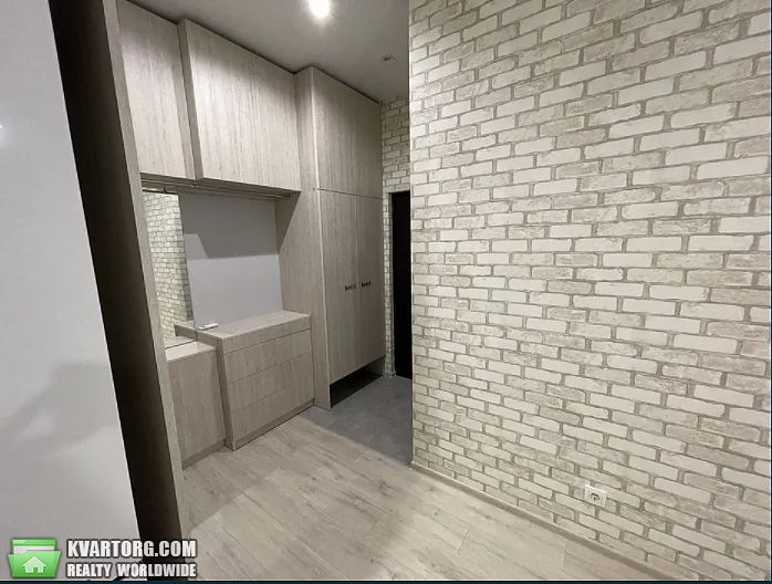 Rent out 1-room apartment. Киев, Коновальця — photo 8