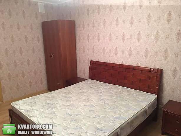 Rent out 2-room apartment. Киев,  Харьковское шоссе — photo 1