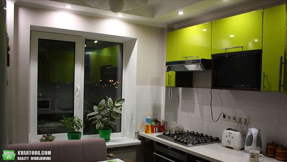 Sell 1-room apartment. Киев,  Пражская — photo 2