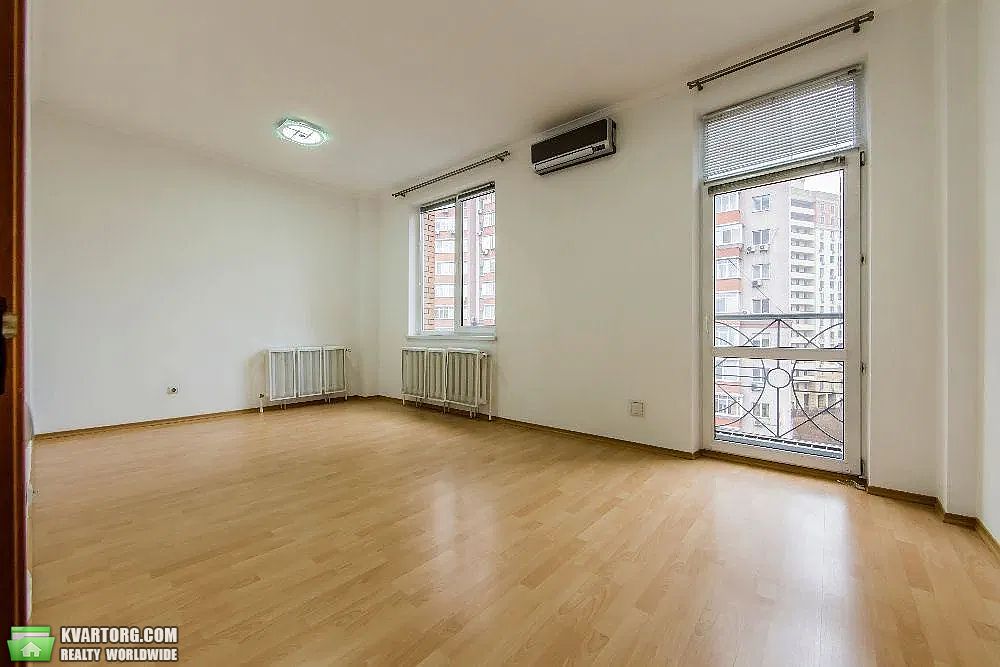 Rent out multi-room apartment. Киев, Павловской — photo 4