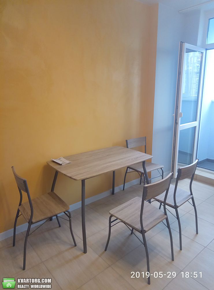 Rent out 1-room apartment. Киев,  Харьковское шоссе — photo 7