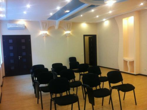 Rent out office. Киев, Паторжинского — photo 1