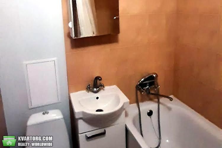 Sell 1-room apartment. Киев,  Метростроевская — photo 8