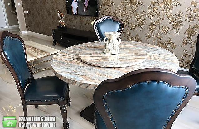 Rent out 2-room apartment. Киев, Коновальца — photo 4