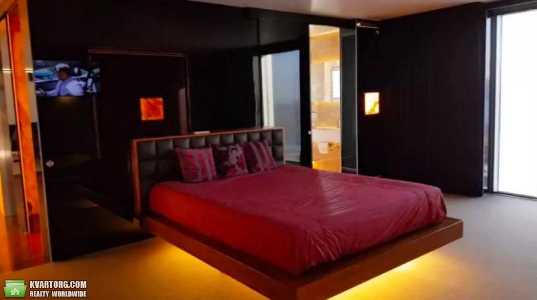 Rent out 2-room apartment. Киев,  Тычины пр — photo 9