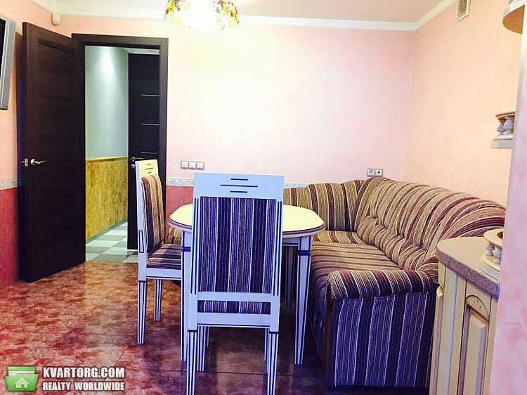 Rent out 4-room apartment. Киев,  Тулузы — photo 1