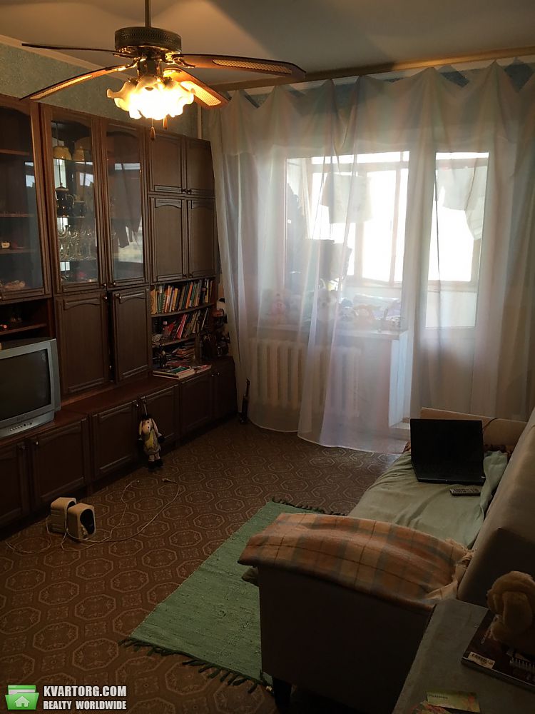 Sell 3-room apartment. Киев,  Срибнокильская — photo 6