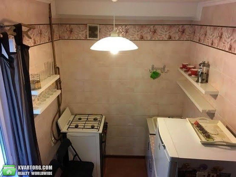 Sell 2-room apartment. Киев,  Зодчих — photo 9