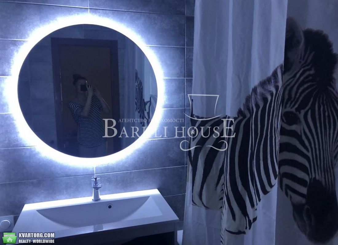 Rent out 3-room apartment. Киев,  Глушкова пр — photo 8