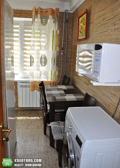 Sell 2-room apartment. Киев,  Строителей — photo 2
