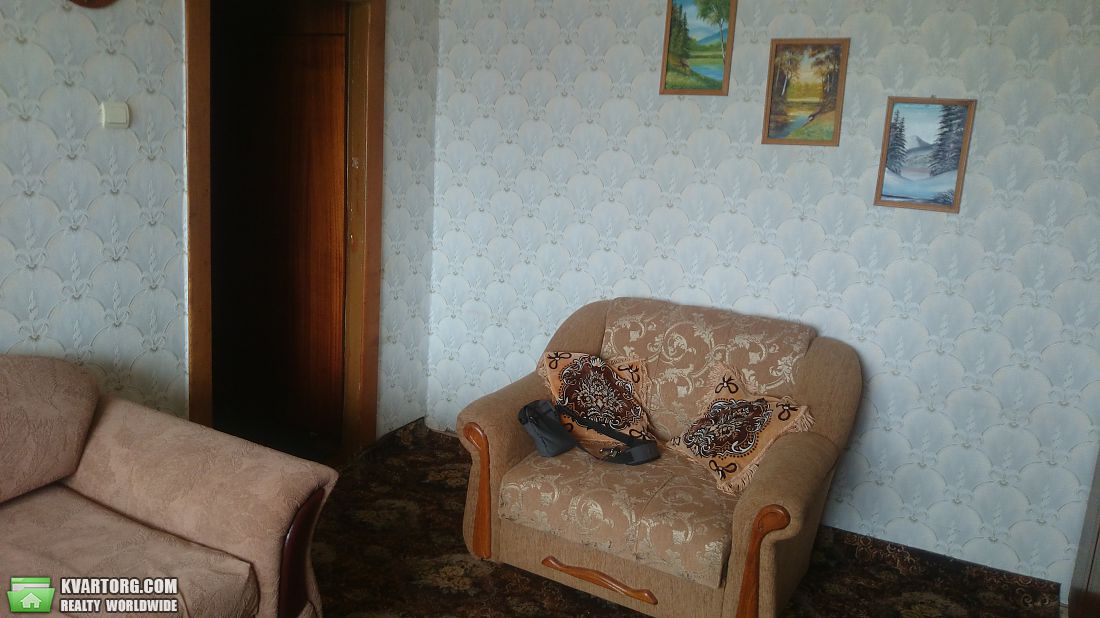 Rent out 2-room apartment. Киев, ул. Рижская — photo 5