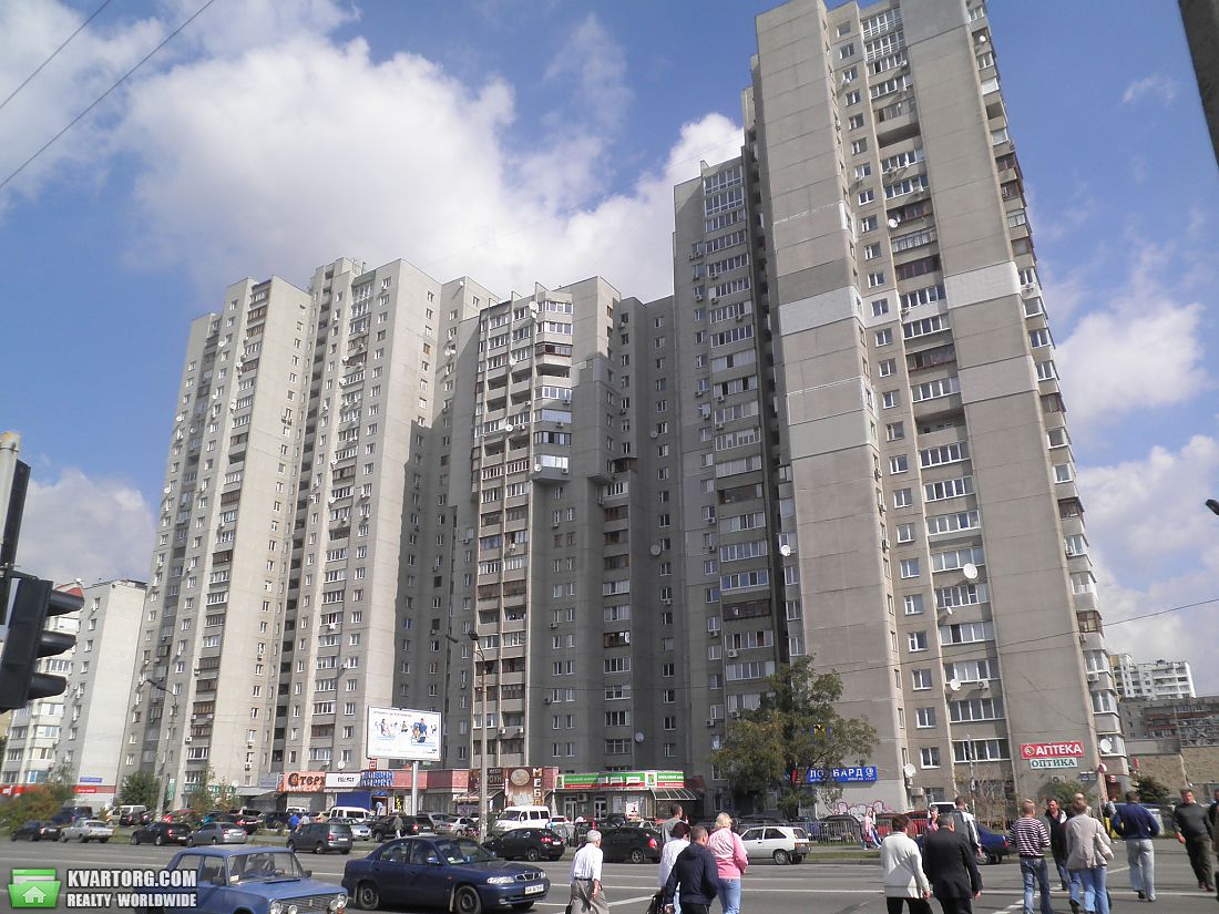 Sell 3-room apartment. Киев,  Ревуцкого — photo 3