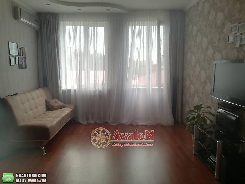 Sell 3-room apartment. Одесса, Среднефонтанская — photo 1