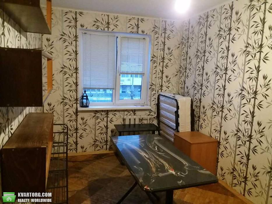 Sell 2-room apartment. Киев,  Гарматная — photo 1