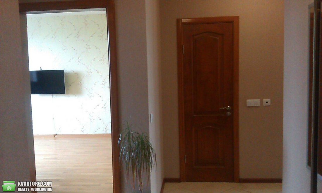 Rent out 2-room apartment. Киев,  Голосеевский пр — photo 3