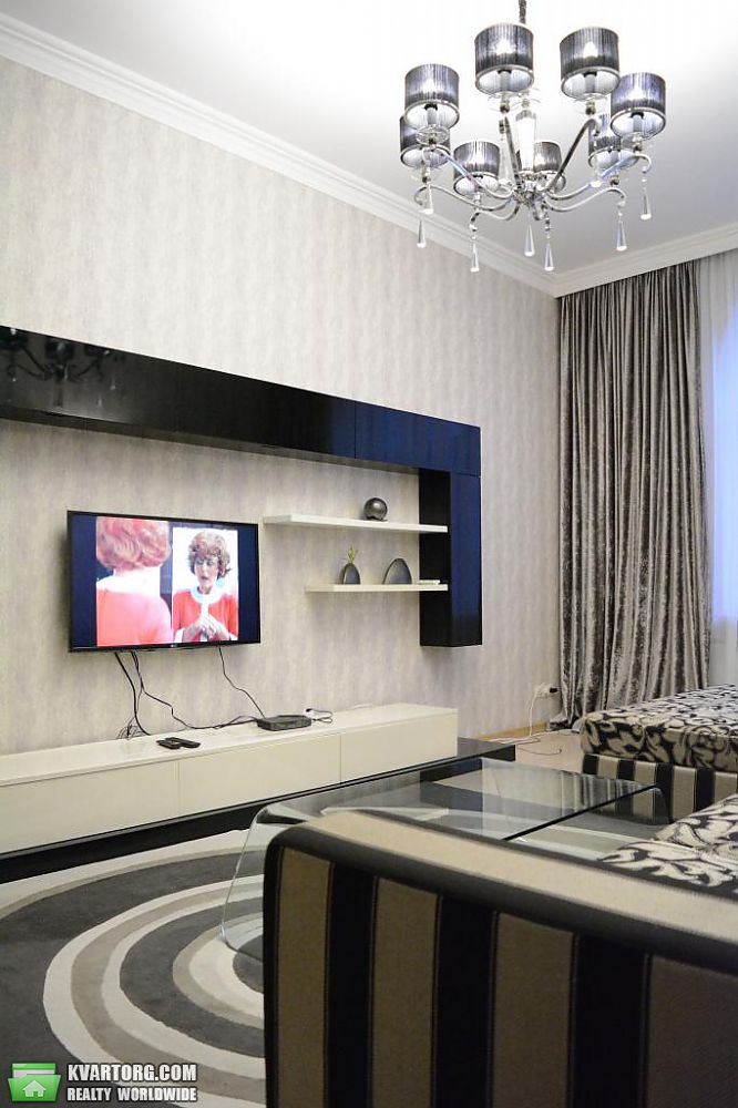 Rent out 2-room apartment. Киев,  Андреевский спуск — photo 5