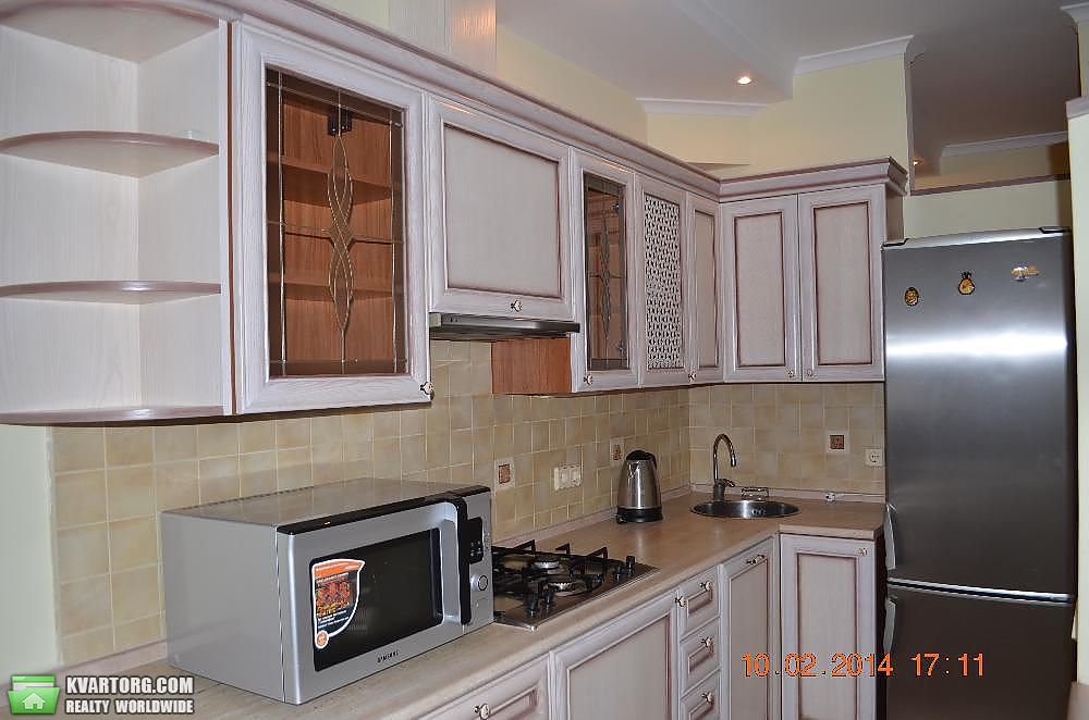 Rent out 2-room apartment. Киев,  Мазепы — photo 3