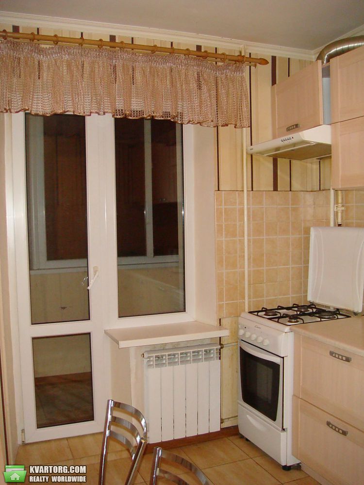 Sell 4-room apartment. Киев,  Семашко — photo 1