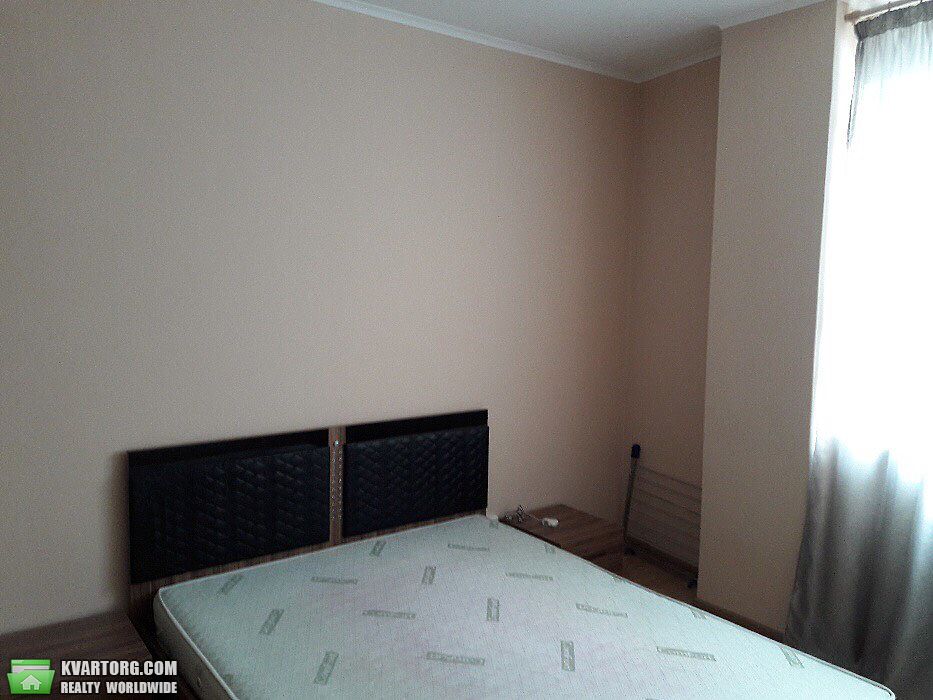 Rent out 2-room apartment. Киев,  Шмидта — photo 10
