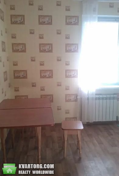 Rent out 2-room apartment. Киев,  Урловская — photo 2