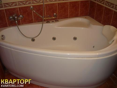Rent out 2-room apartment. Киев,  Янгеля — photo 8