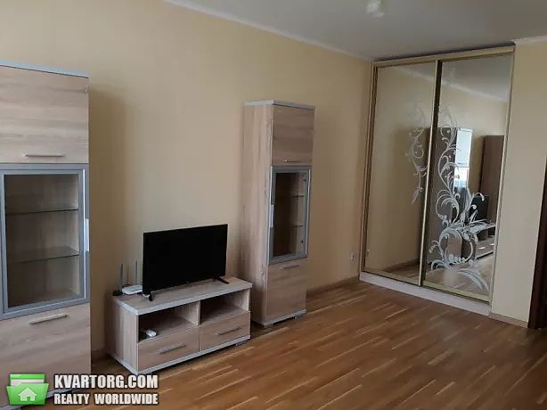 Rent out 1-room apartment. Киев,  Воскресенская — photo 2