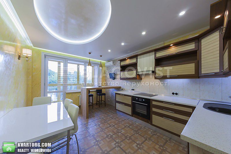 Rent out 2-room apartment. Киев,  Голосеевский пр — photo 4