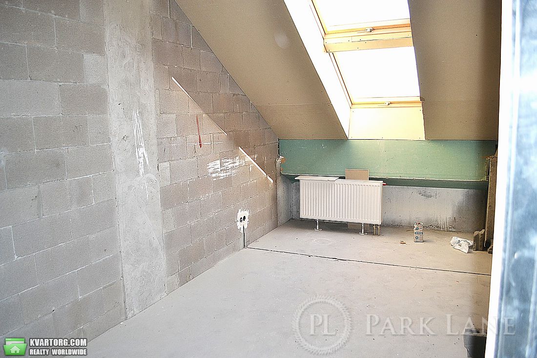 Sell 4-room apartment. Киев, Регенераторна — photo 2