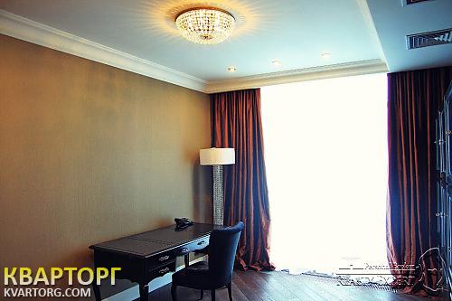 Sell 5-room apartment. Киев,  Драгомирова — photo 9