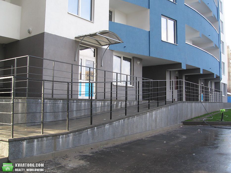 Sell 2-room apartment. Киев,  Горловская — photo 3