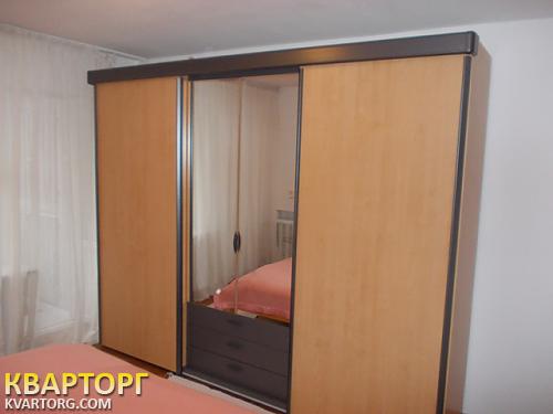 Rent out 3-room apartment. Киев,  Тургеневская — photo 1